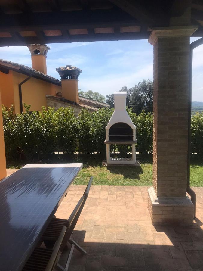 Вилла La Casa Di Betta Monte Campano Экстерьер фото