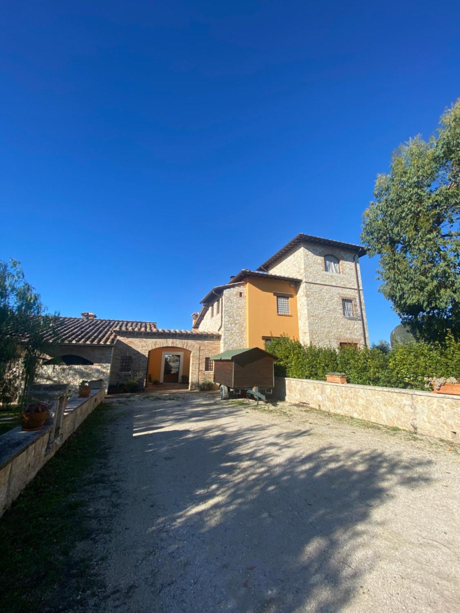 Вилла La Casa Di Betta Monte Campano Экстерьер фото